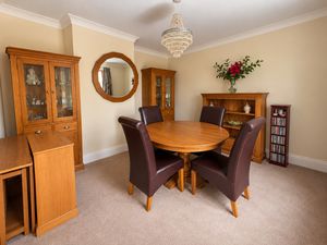 Dining Room- click for photo gallery